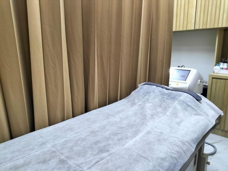 Klinik bersih dan nyaman