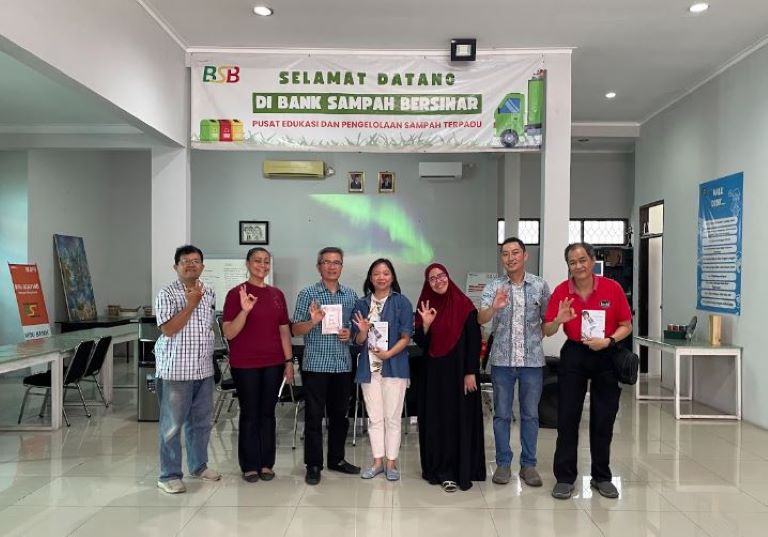 Ekonomi Sirkular Indonesia Mengubah Sampah Menjadi Harapan Lewat Bank Sampah Induk Bersinar